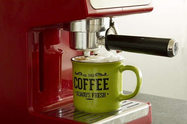 Benefits of Having a Coffee Machine at Home post thumbnail image